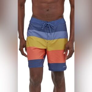 NWT Patagonia Men’s Hydropeak Scallop Boardshorts in The Point: Current Blue